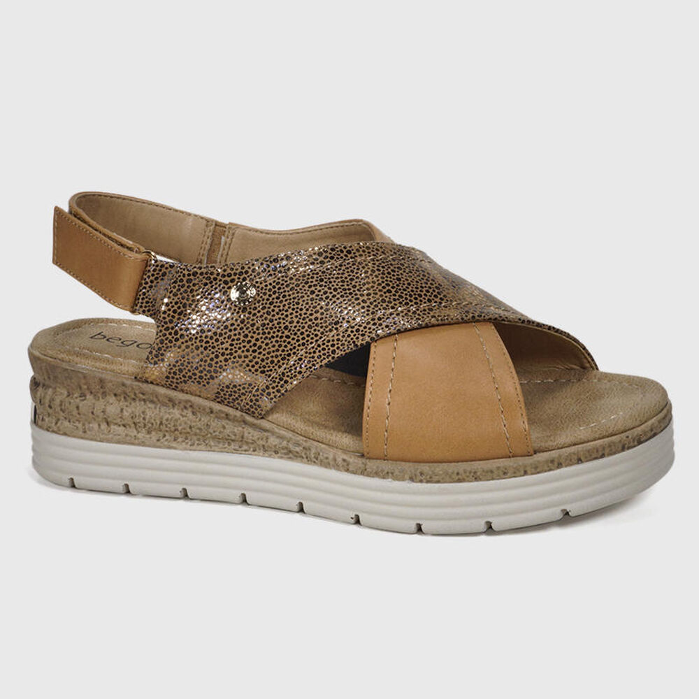 Sandalia Ceren Beige image number 0.0