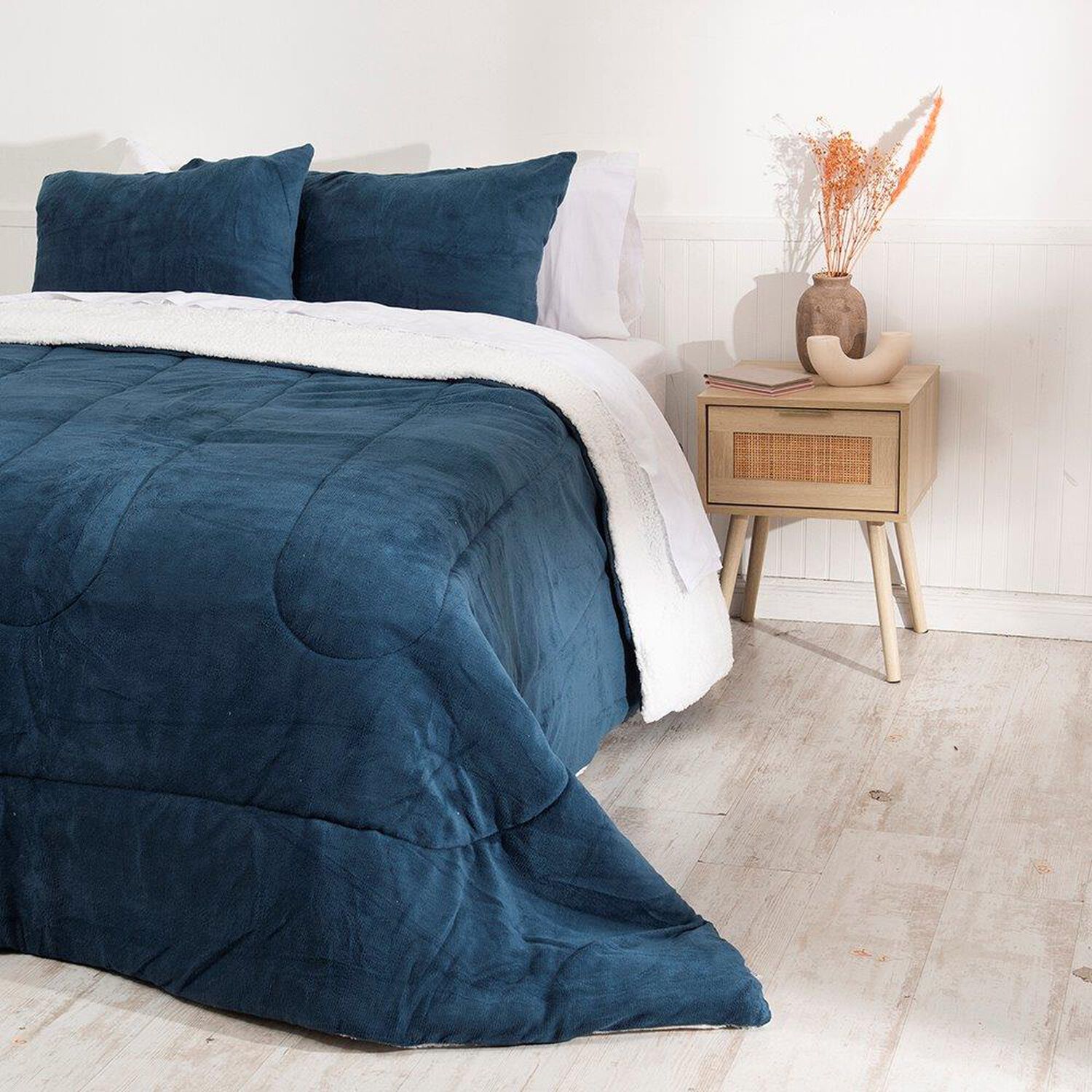 Plumon Coral Sherpa King Azul image number 3.0