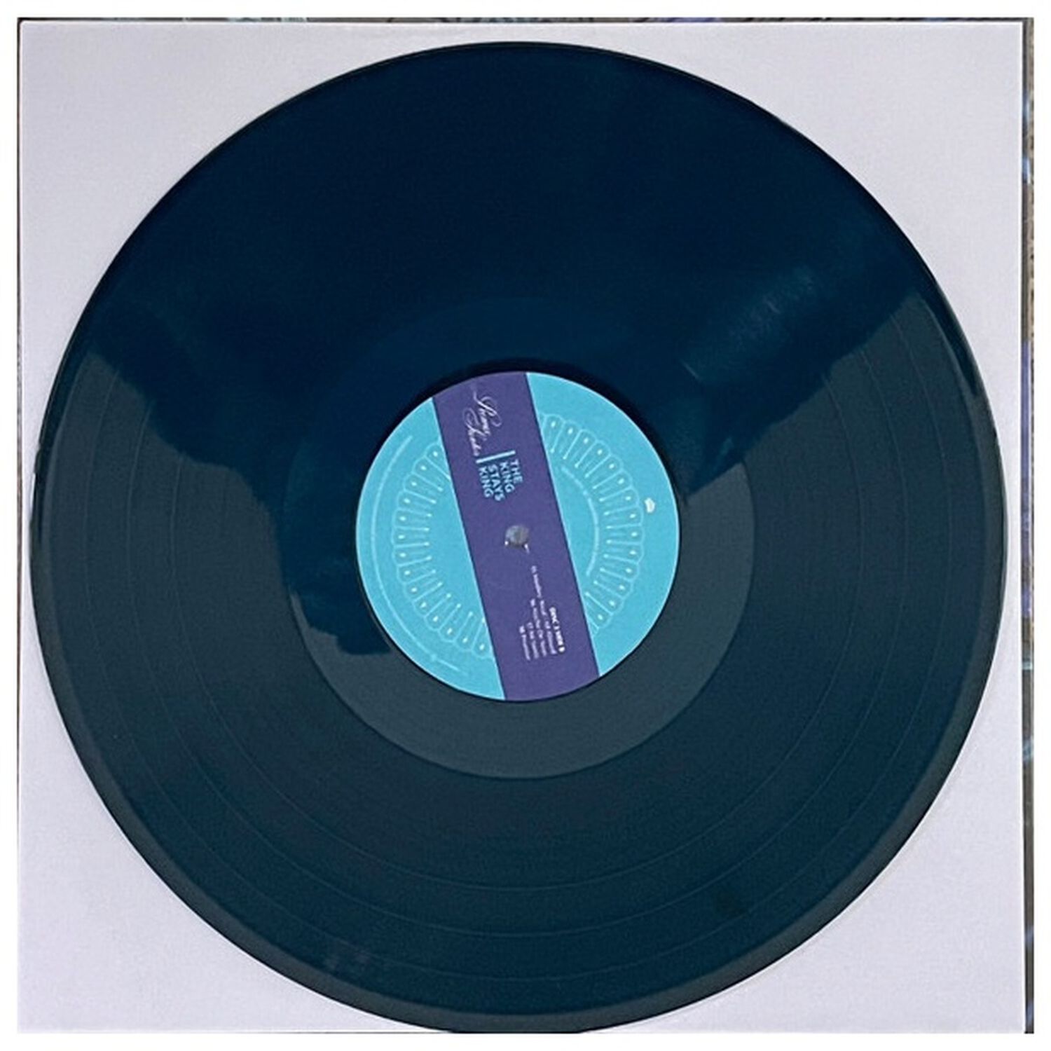 Romeo Santos - King Stays King: Sold Out At Madison Square Garden (2lp) (sea Blue Vinyl) | Vinilo image number 4.0