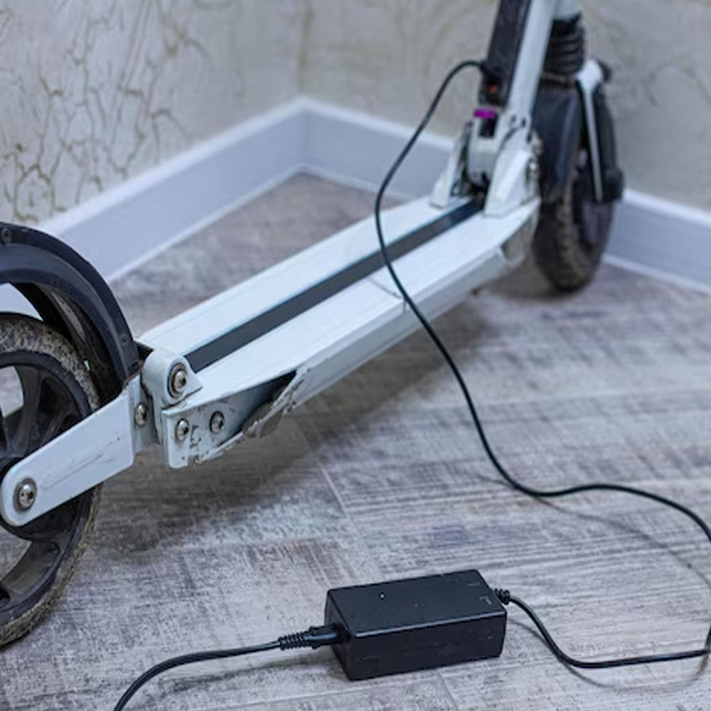 Cargador Scooter El&eacute;ctrico 42v 2.0ah Dc 5.5 X 2.5mm Ce image number 4.0