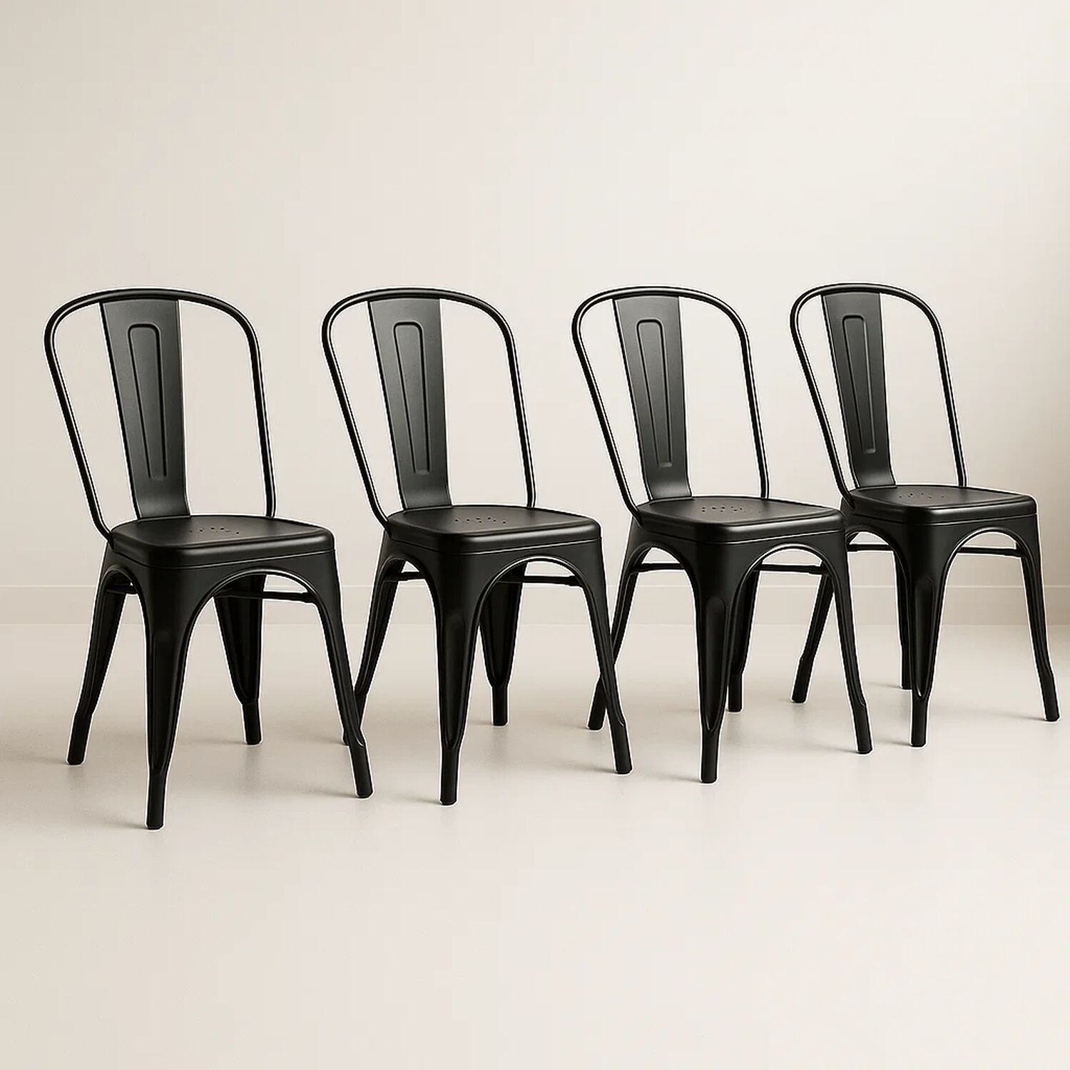 Pack De 4 Sillas Tolix Negras image number 0.0