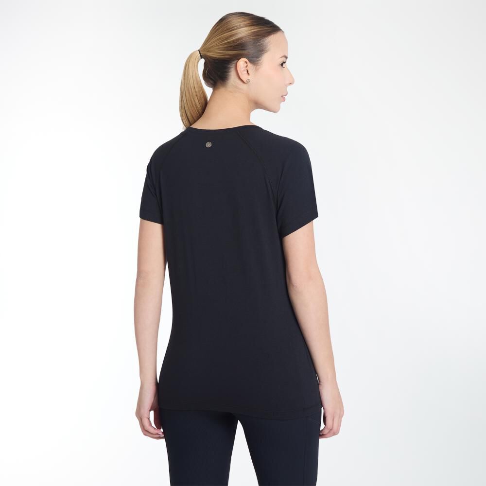 Polera Deportiva Manga Corta Mujer Wetland image number 3.0