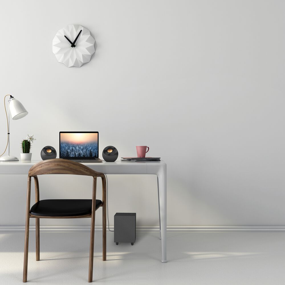 Parlante Creative Pebble Plus Con Subwoofer image number 5.0