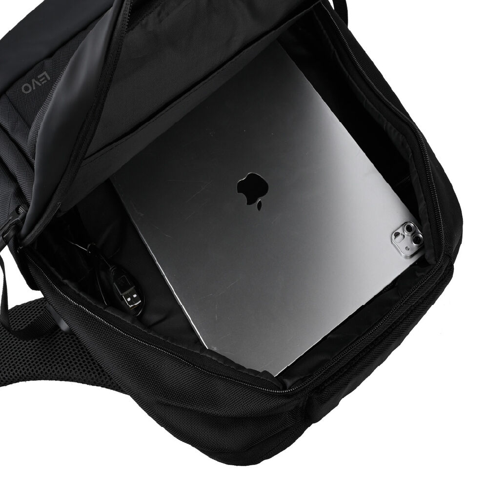 Mochila Wolf Negra 15,6" + Funda Notebook Negro 15,6" Levo image number 2.0