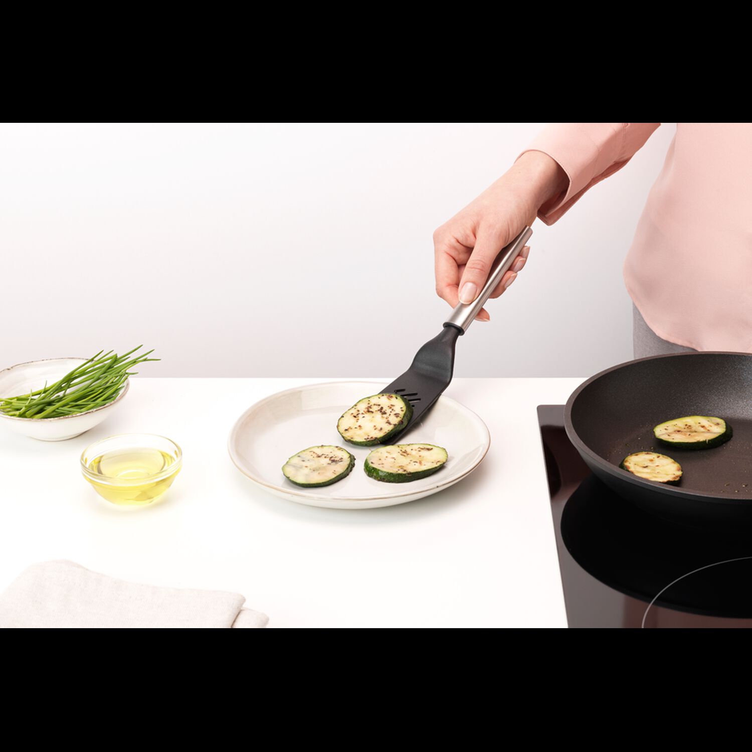 Esp&aacute;tula Peque&ntilde;a Antiadherente Profile Matt Steel image number 2.0