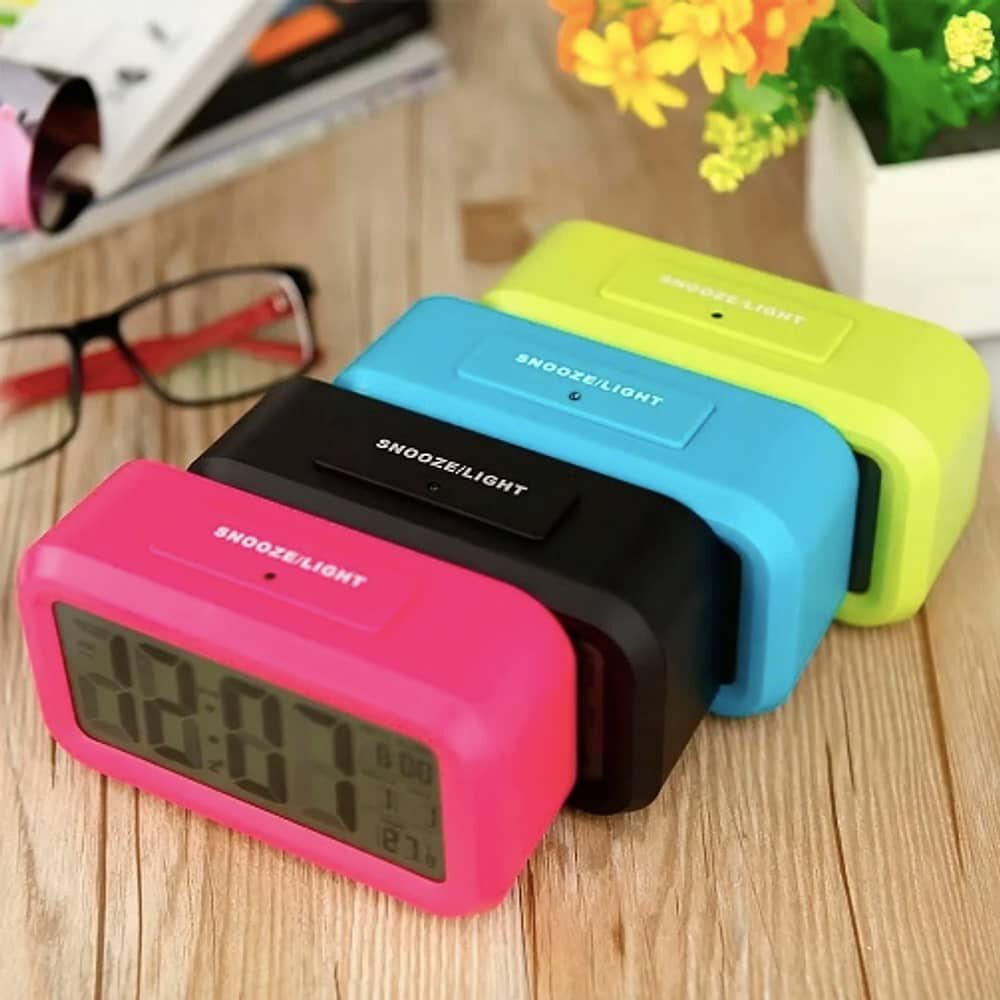 Reloj Despertador Digital Luz Lcd Temperatura Verde image number 3.0