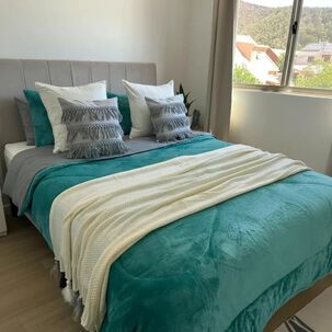 Set Renovaci&oacute;n Dormitorio King Invierno 7 Piezas | Elegant