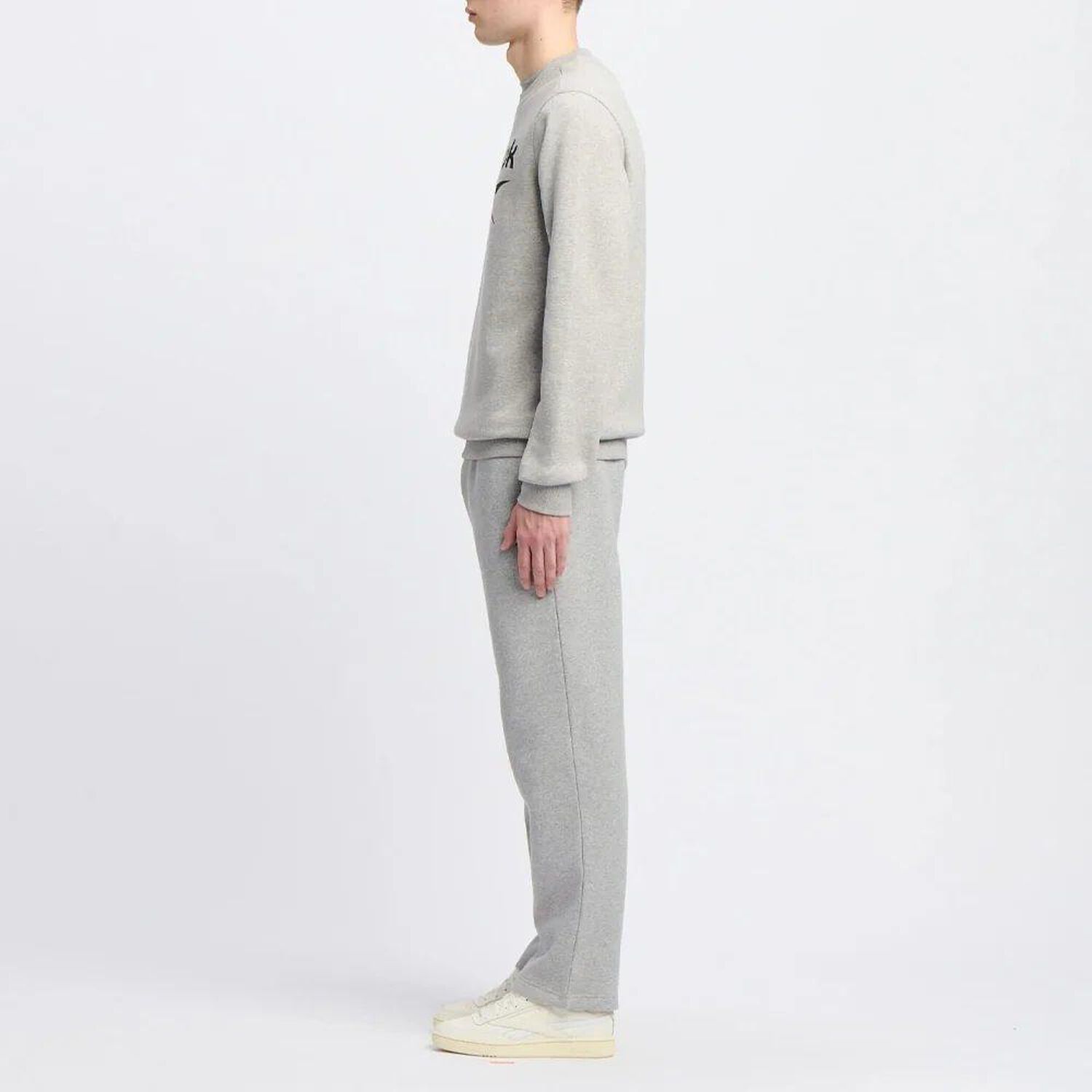 Poler&oacute;n Hombre Reebok Identity Big Logo Fleece Crew image number 3.0