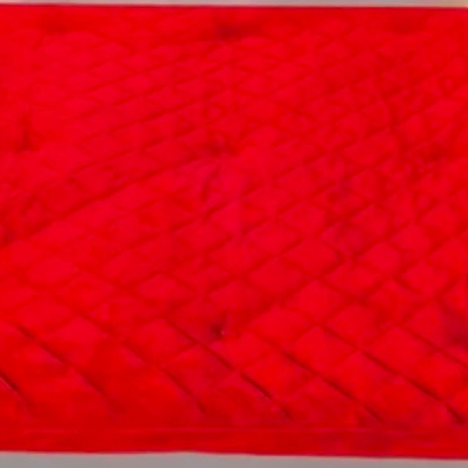 Cubre Colch&oacute;n Plush Acolchado 2 Plazas Rojo image number 1.0