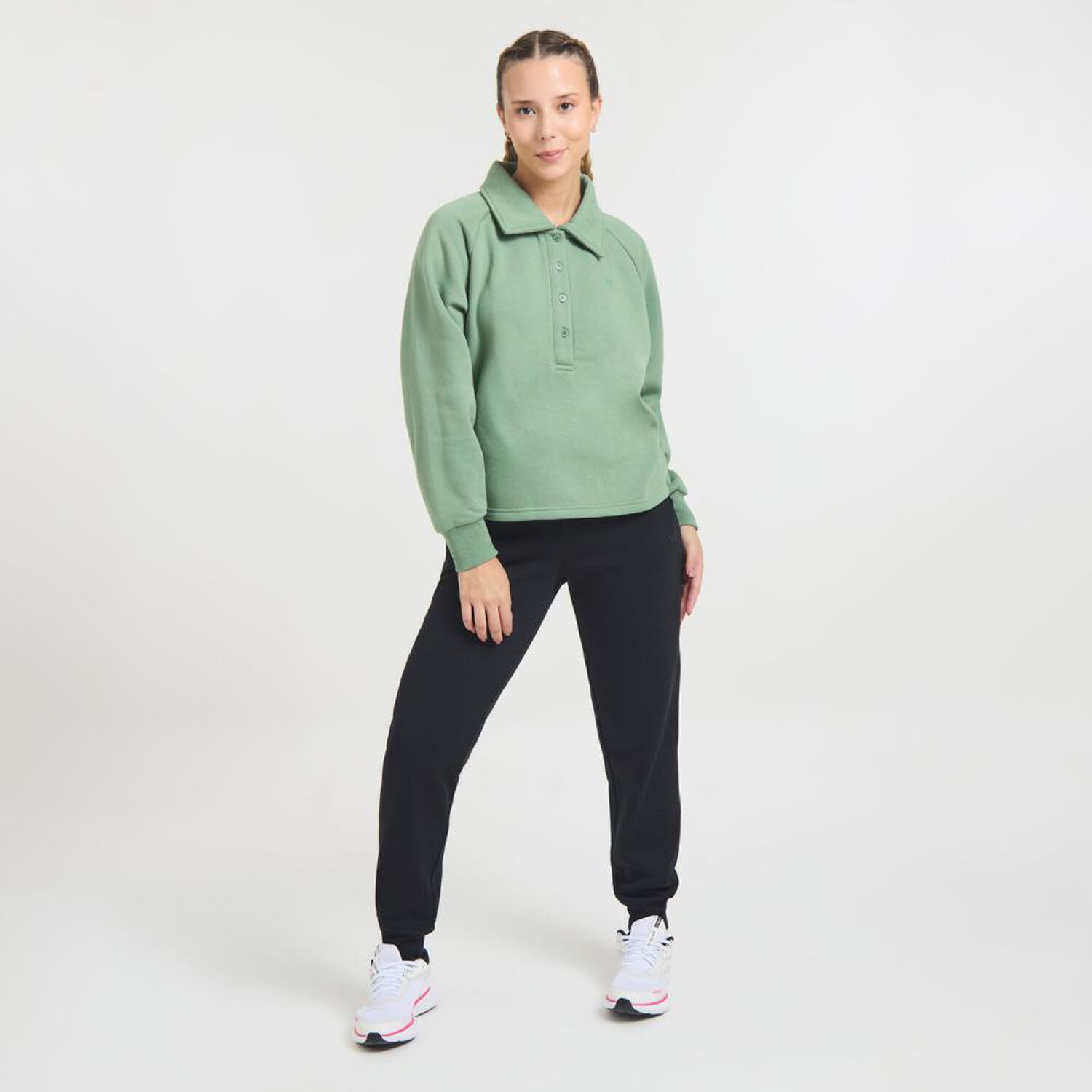 Poler&oacute;n Deportivo Liso Regular Cuello Camisero Abotonado Mujer Wetland image number 1.0