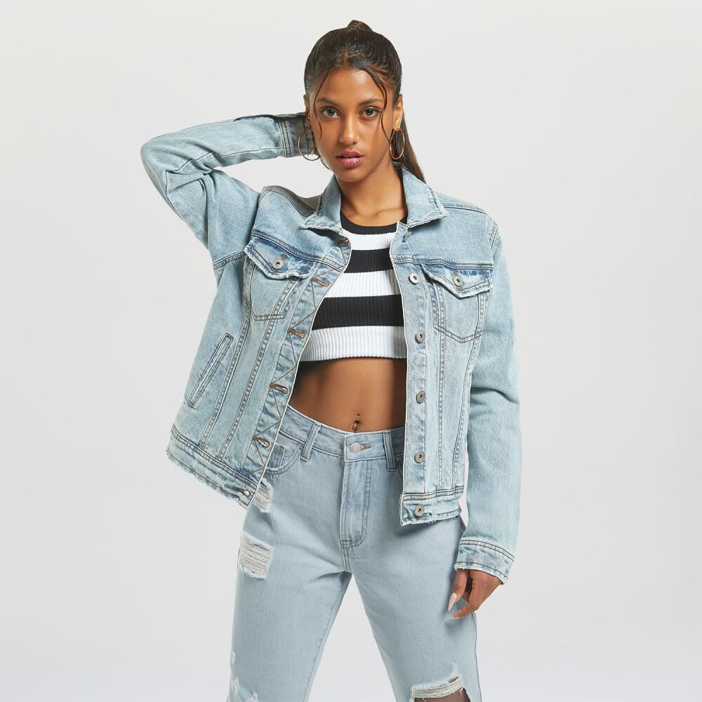 Chaqueta Denim Con Roturas Regular Mujer Rolly Go image number 0.0