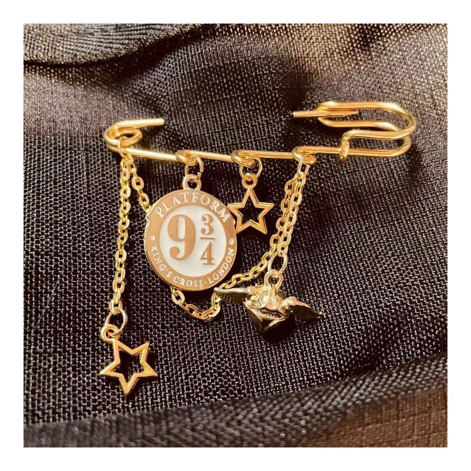Broche Vintage Harry Potter 9 3/4 image number 1.0