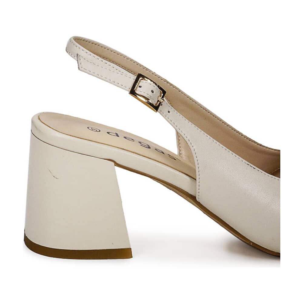 Zapato Cuero Babette Beige image number 5.0