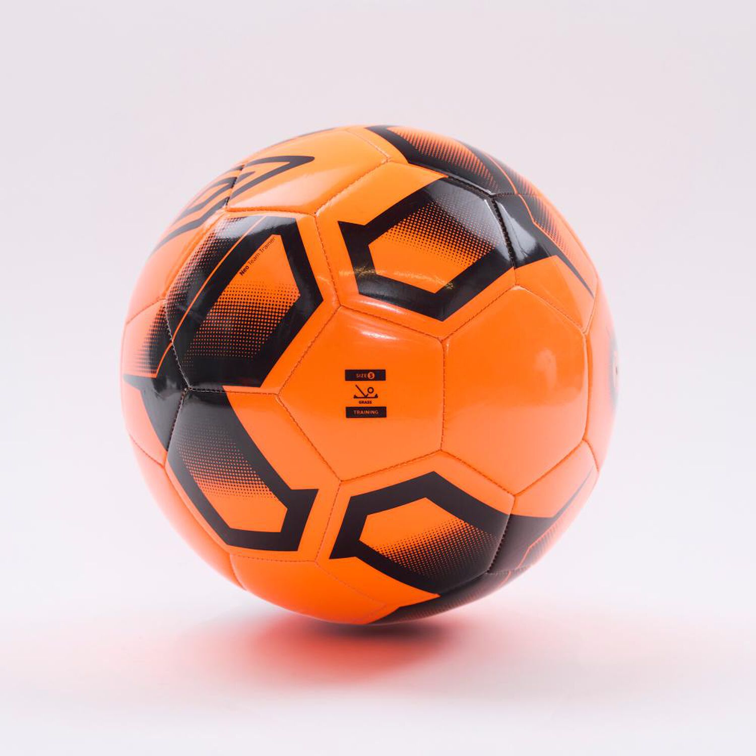 Balon Futbol Umbro 21336u-095-5 image number 1.0