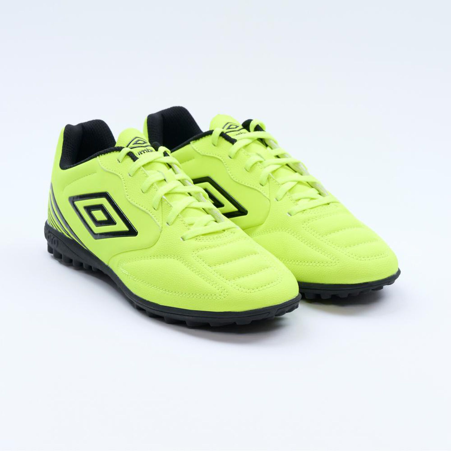Zapatilla F&uacute;tbol Hombre Umbro Classico Xiii Amarillo image number 4.0