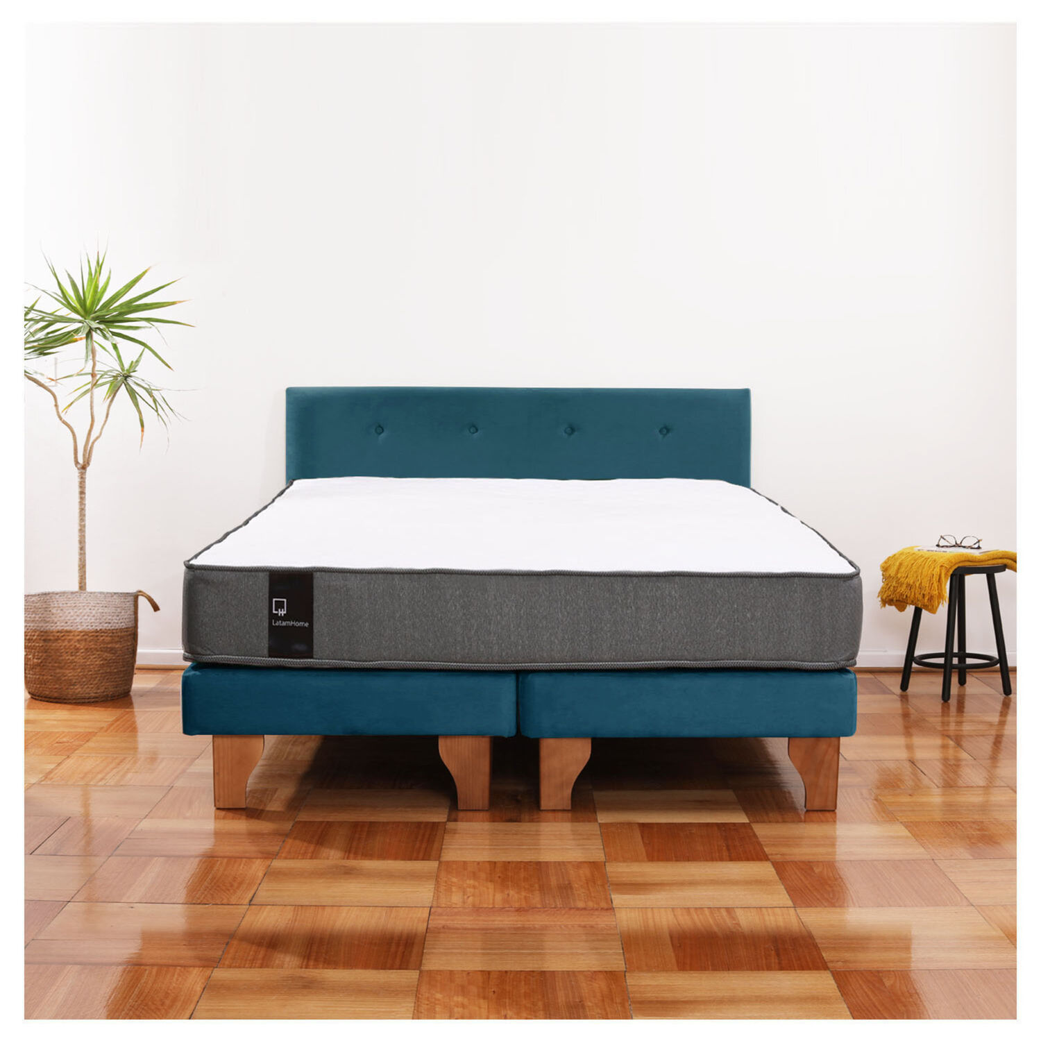 Cama Europea Zen Best Tela Velvet Azul 2 Plazas + Respaldo image number 0.0