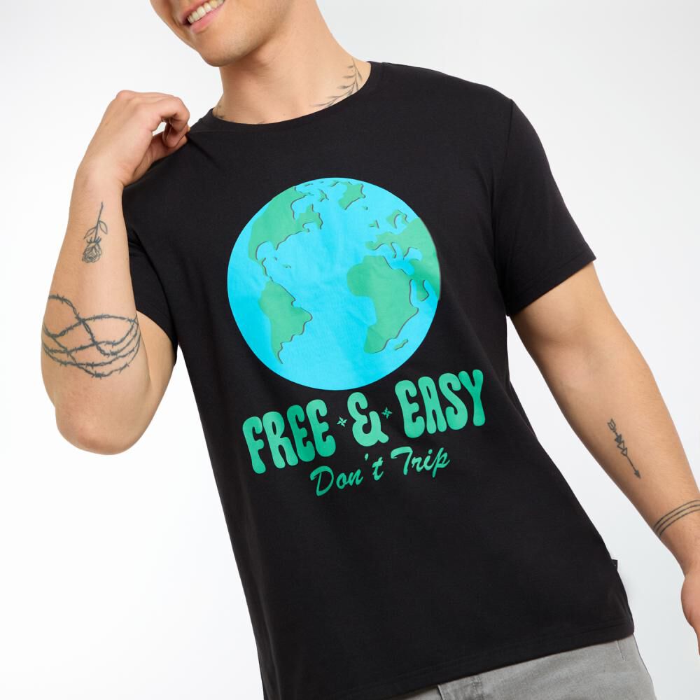 Polera Estampada Manga Corta Cuello Redondo Hombre Skuad image number 4.0