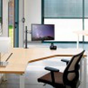 Soporte Para Monitor - Brazo Articulado 13" A 27 8kg Bm812 Brasforma