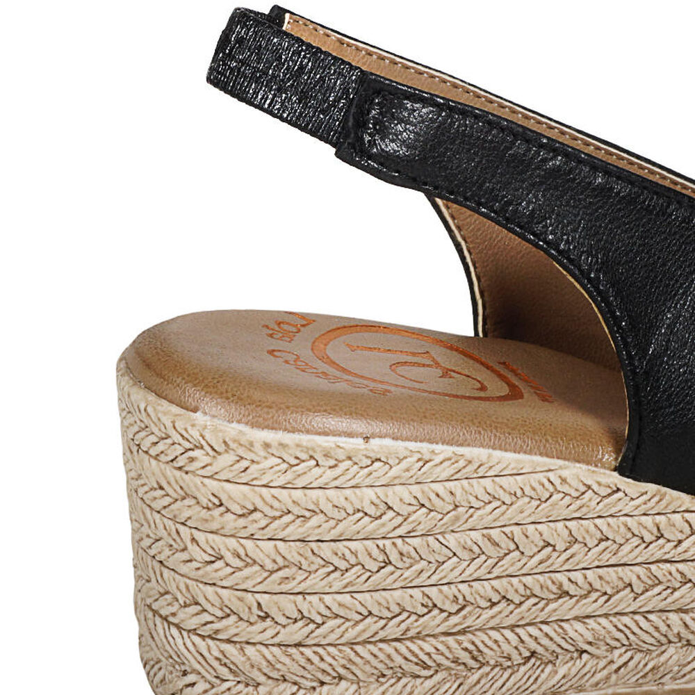 Sandalia Cuero Susanne Taupe image number 5.0