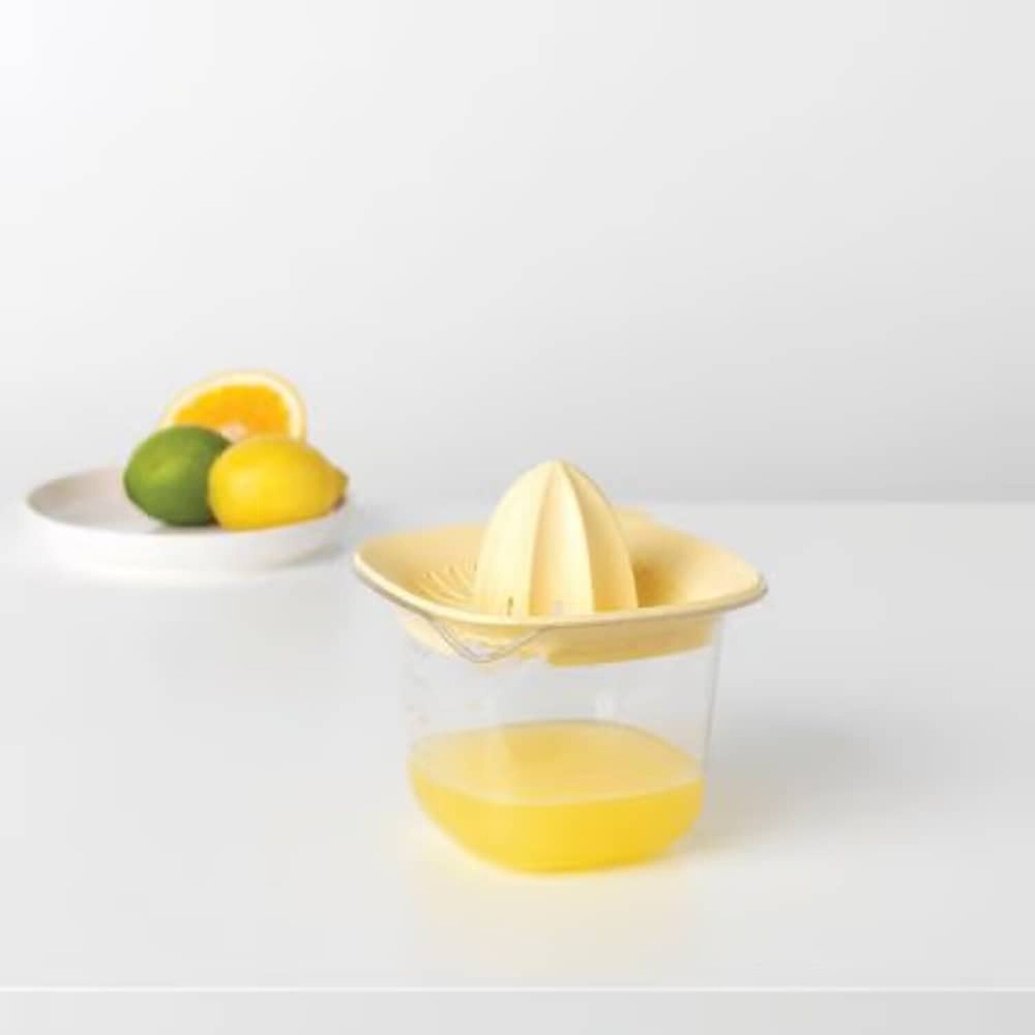 Exprimidor Con Vaso Medidor Tasty+ 500ml Vanilla Yellow image number 2.0
