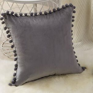 Funda De Cojines Con Pompones. Medida 45x45. Terciopelo. Gris Claro Funda De Cojines Con Pompones. Medida 45x45. Terciopelo. Gris Claro