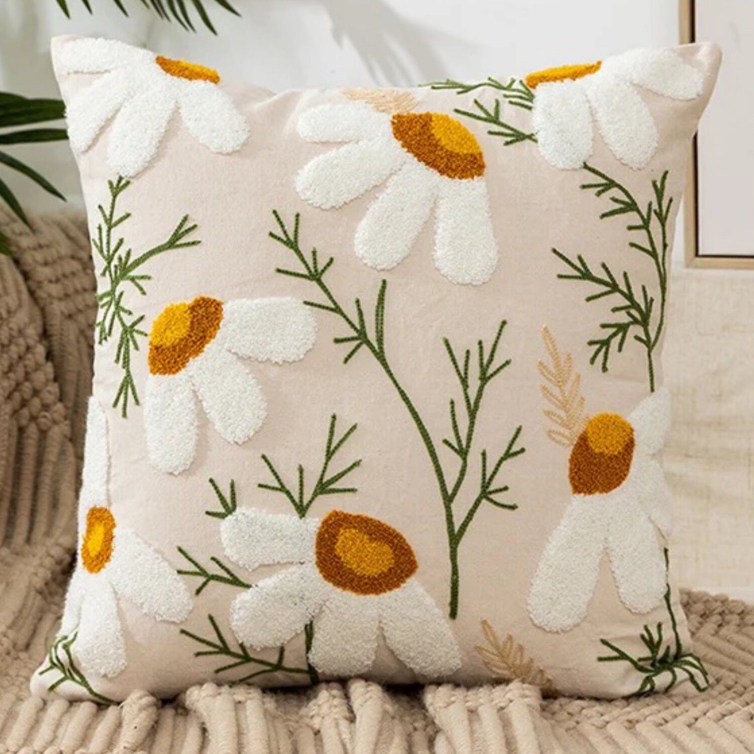 Funda Cojin Bordada 45x45 Cm Flor Mitad Margarita image number 1.0