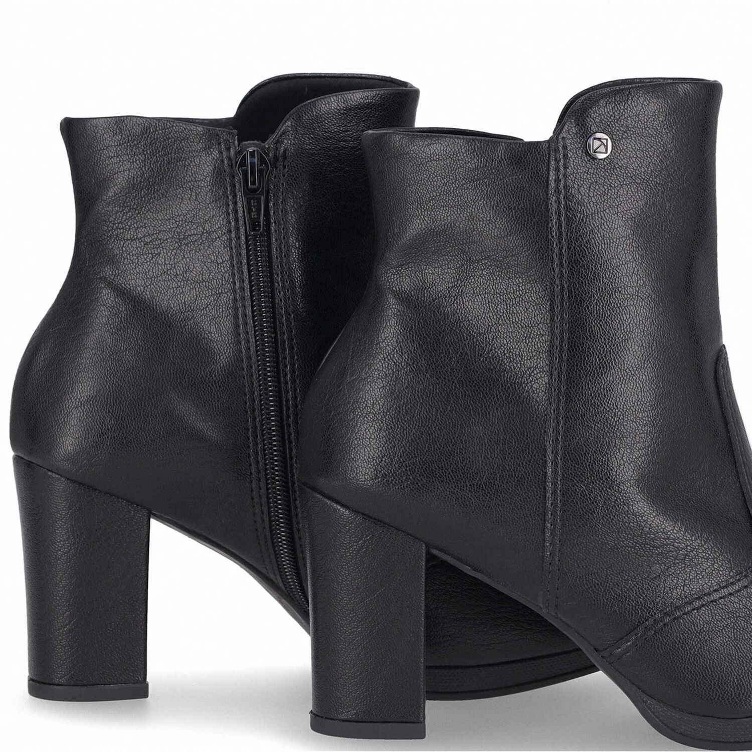 Bota Mujer Negro Deise Piccadilly image number 4.0