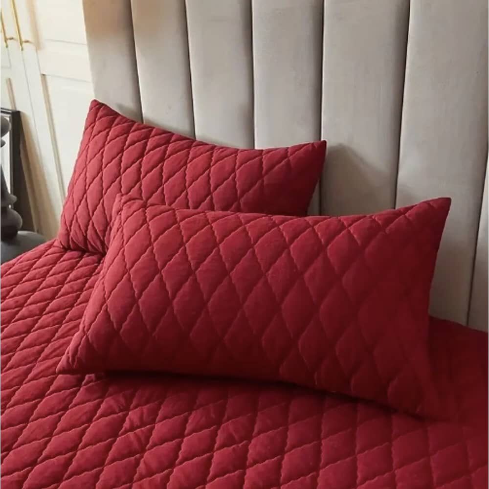 Cubrecolchon Impermeable 2 Plazas + Fundas Burdeo image number 4.0