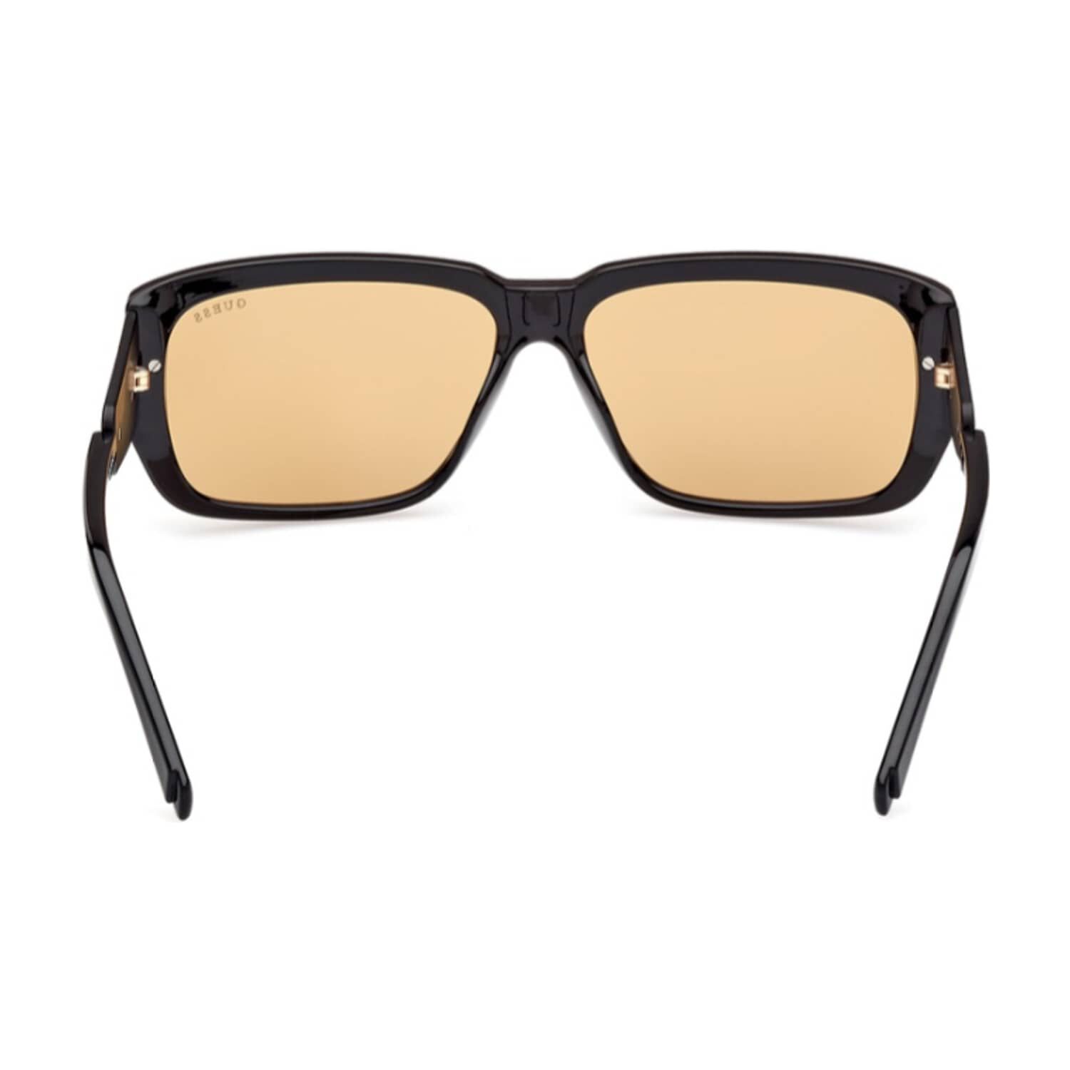 Lentes De Sol Negro Brillante Guess image number 4.0