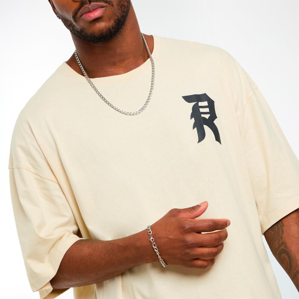Polera Estampada Manga Corta Cuello Redondo Hombre Rolly Go image number 4.0