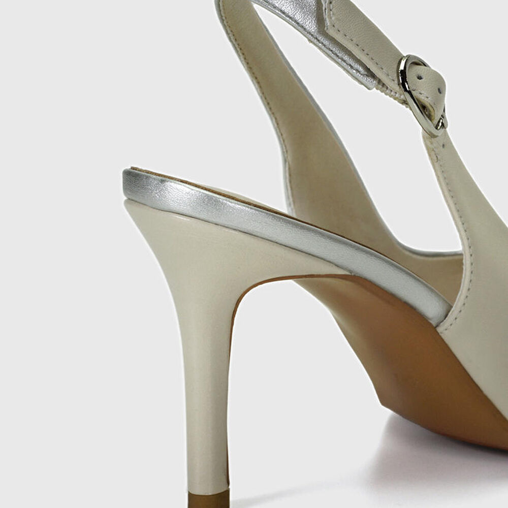 Zapato Leonor Crema image number 5.0