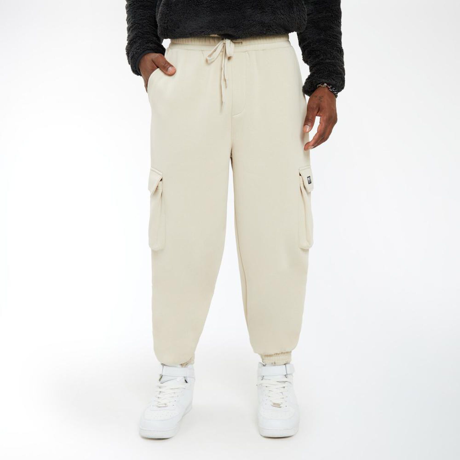 Pantal&oacute;n De Buzo Tiro Medio Regular Hombre Rolly Go image number 0.0