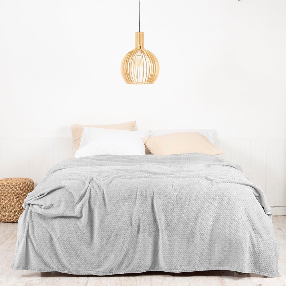 Frazada Coral Embossed 1.5 Plazas Gris image number 0.0