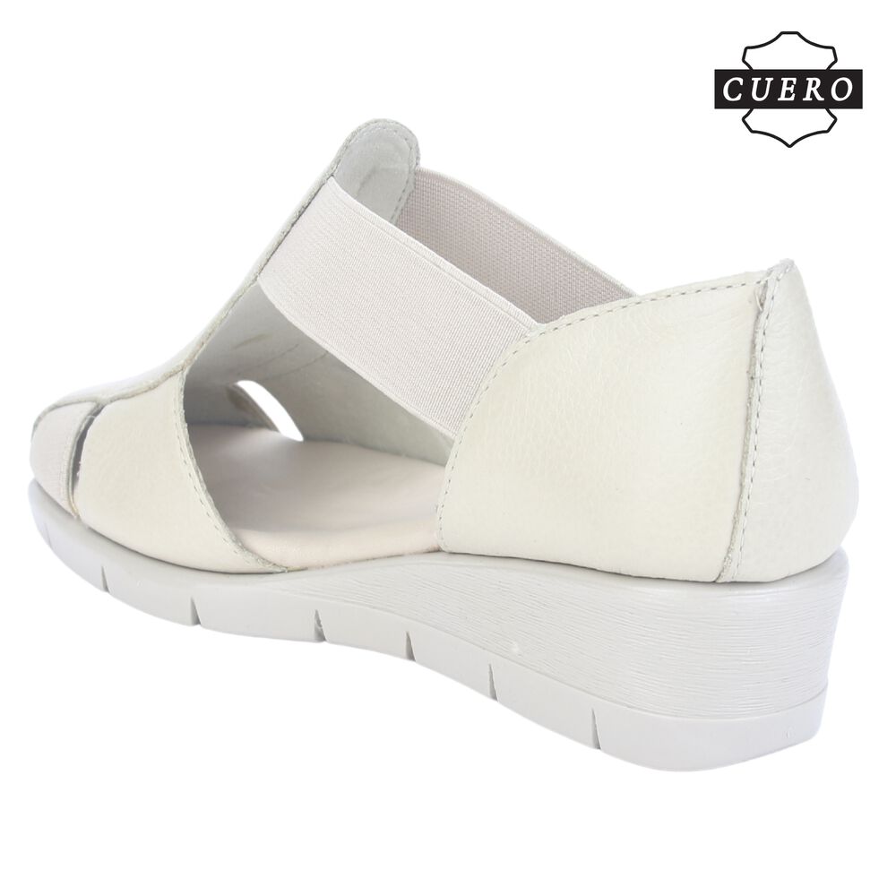 Sandalia De Cuero Chalada Mujer Calafate-3 Beige Casual image number 4.0