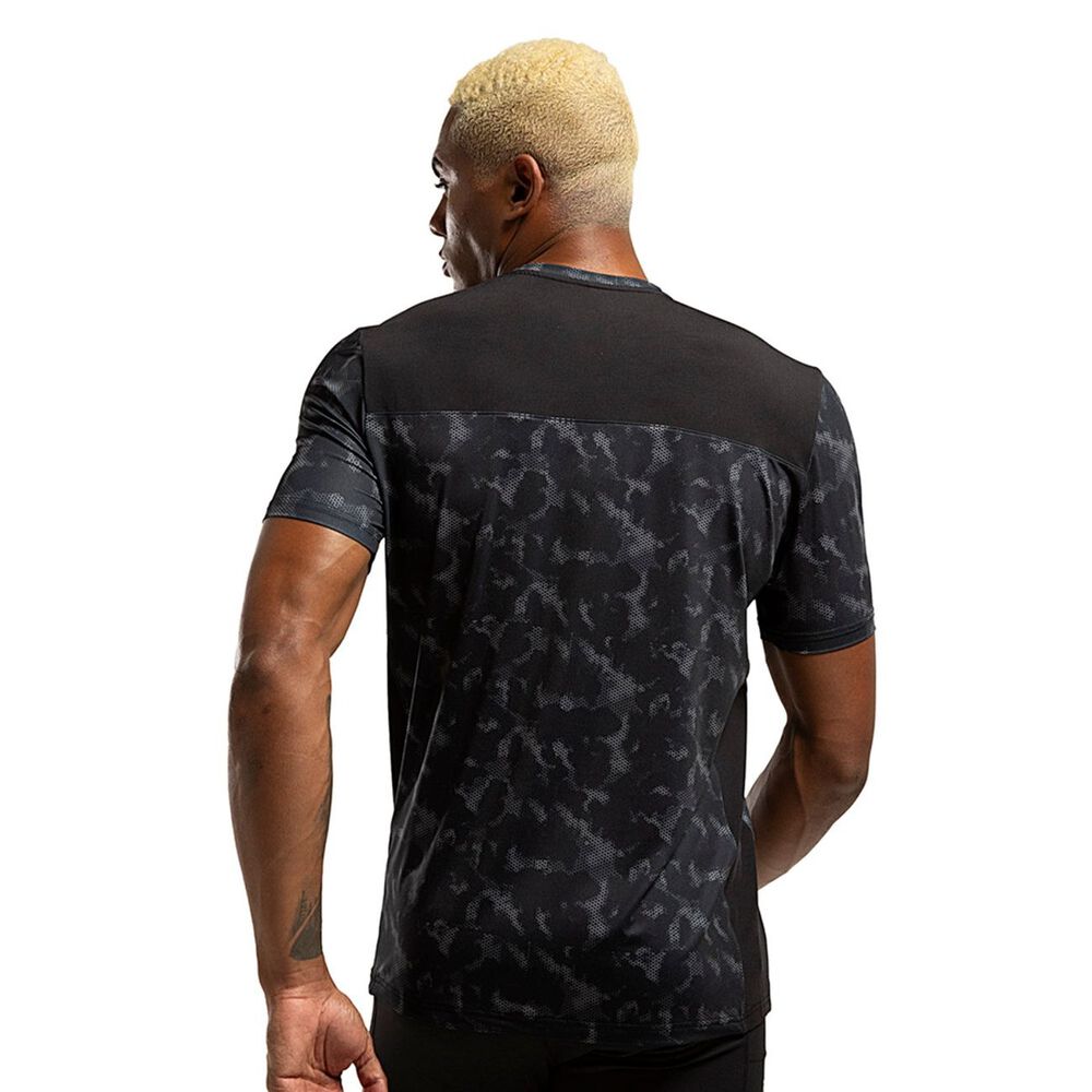 Polera Stamp Gris Hombre image number 3.0