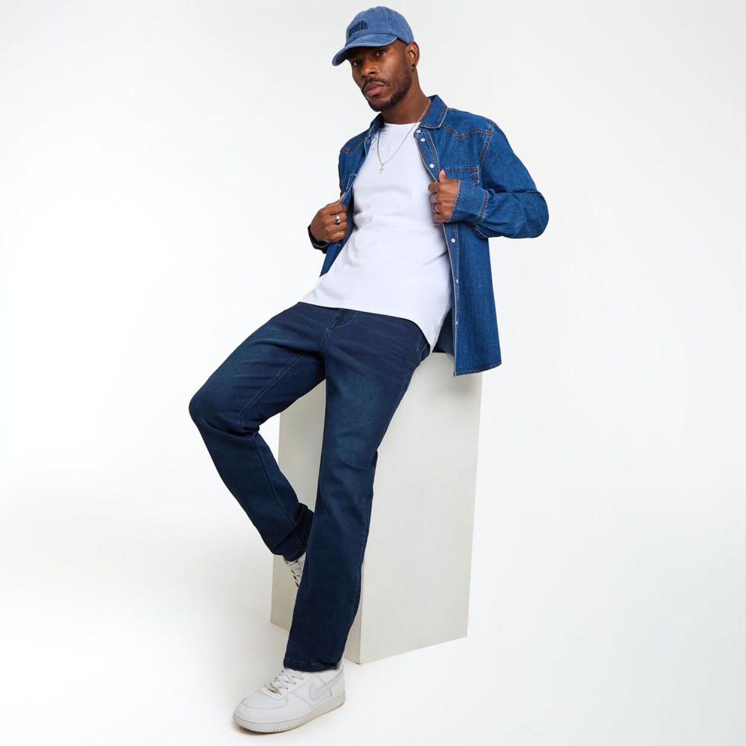 Camisa Denim Regular Manga Larga Hombre Az Rolly Go image number 1.0
