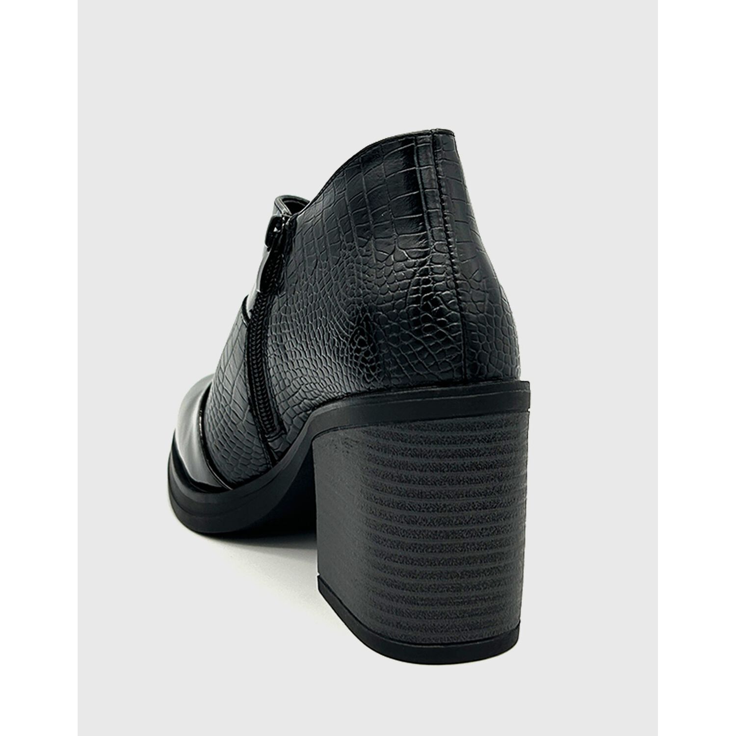 Botin Para Mujer Charol Con Taco Negro image number 3.0
