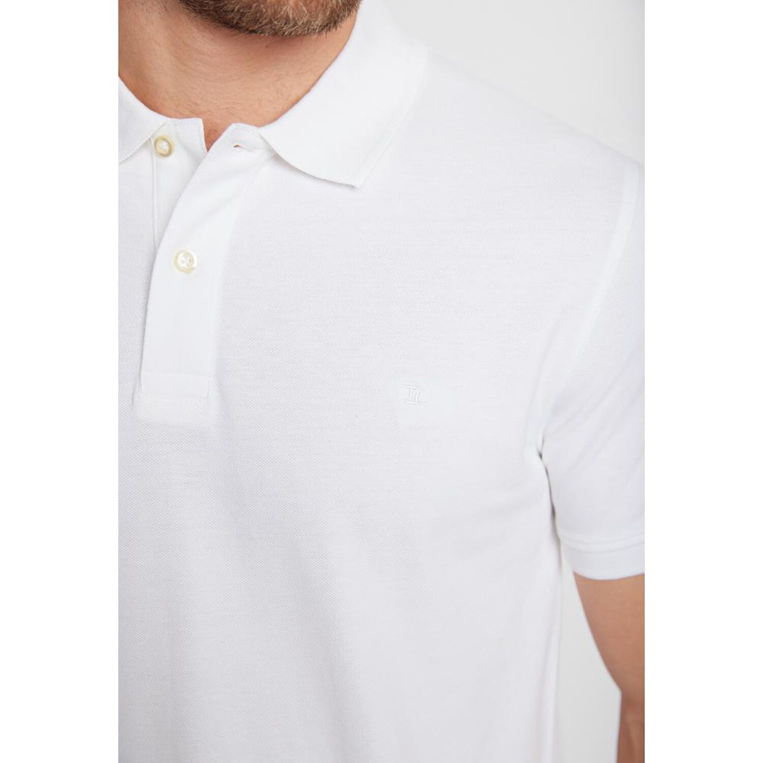 Polera Slim Lisa Manga Corta Cuello Piqu&eacute; Hombre Trial image number 3.0