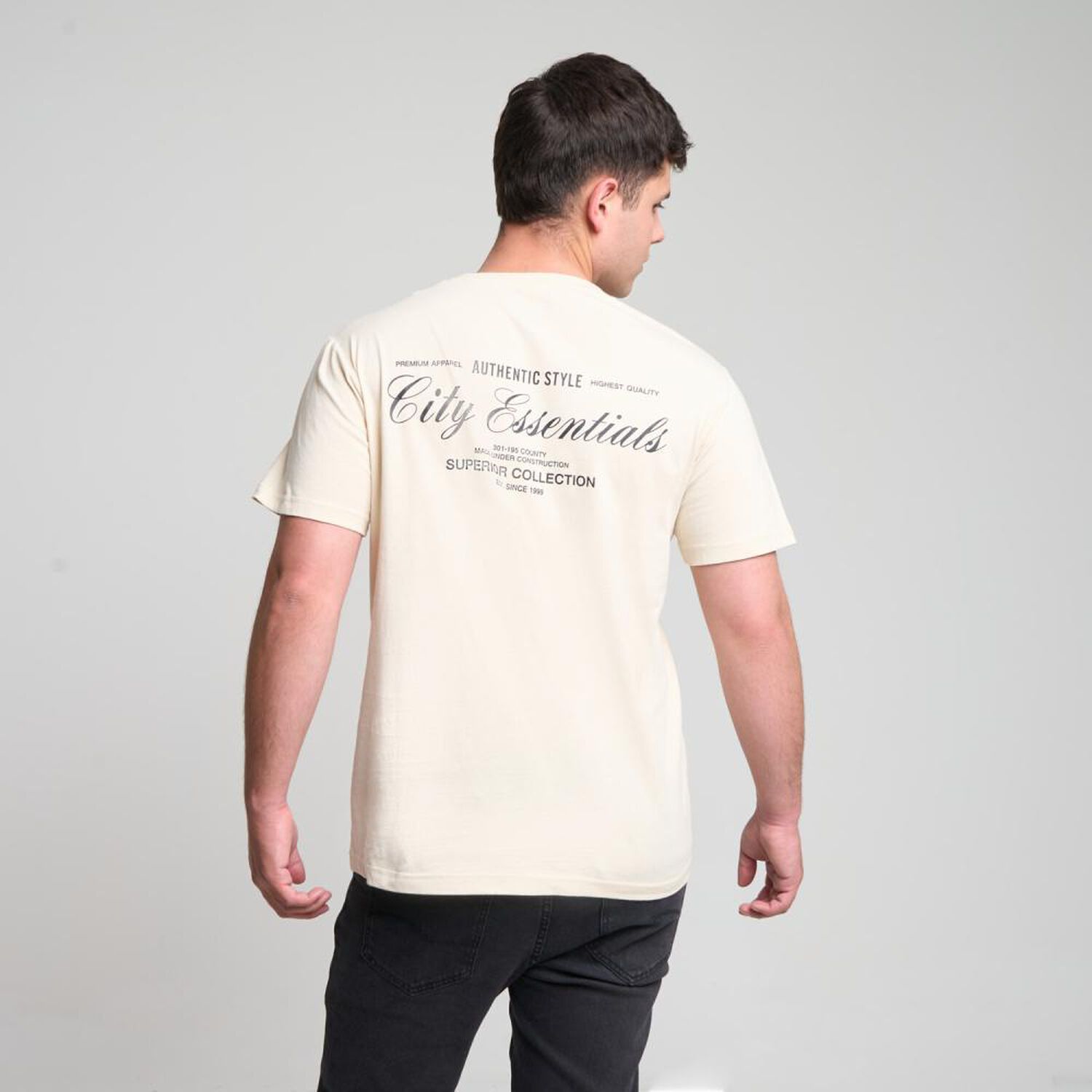 Polera Estampada Slim Manga Corta Cuello Redondo Hombre Skuad image number 3.0