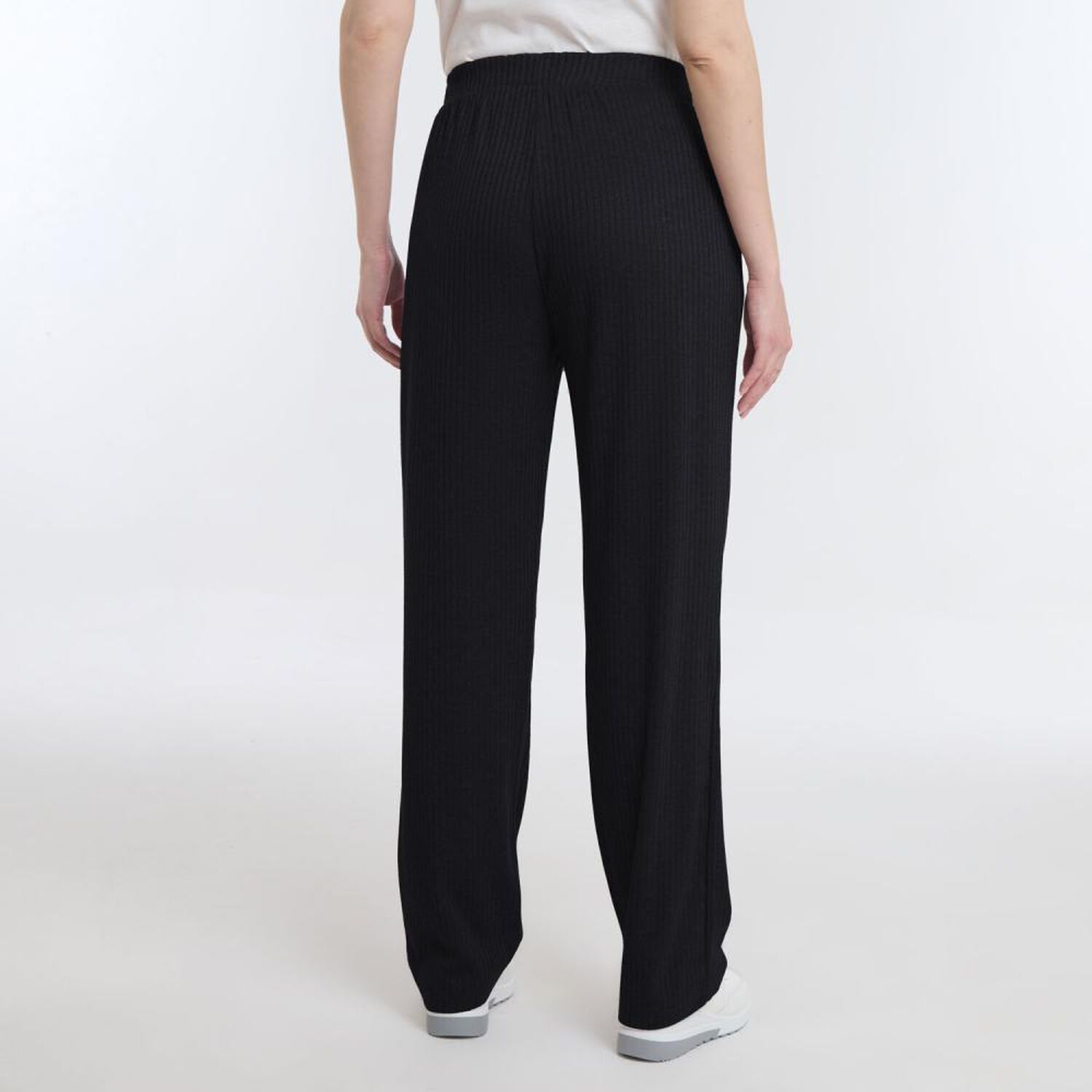 Pantal&oacute;n De Buzo Dise&ntilde;o Rib Tiro Medio Relax Mujer Geeps image number 2.0