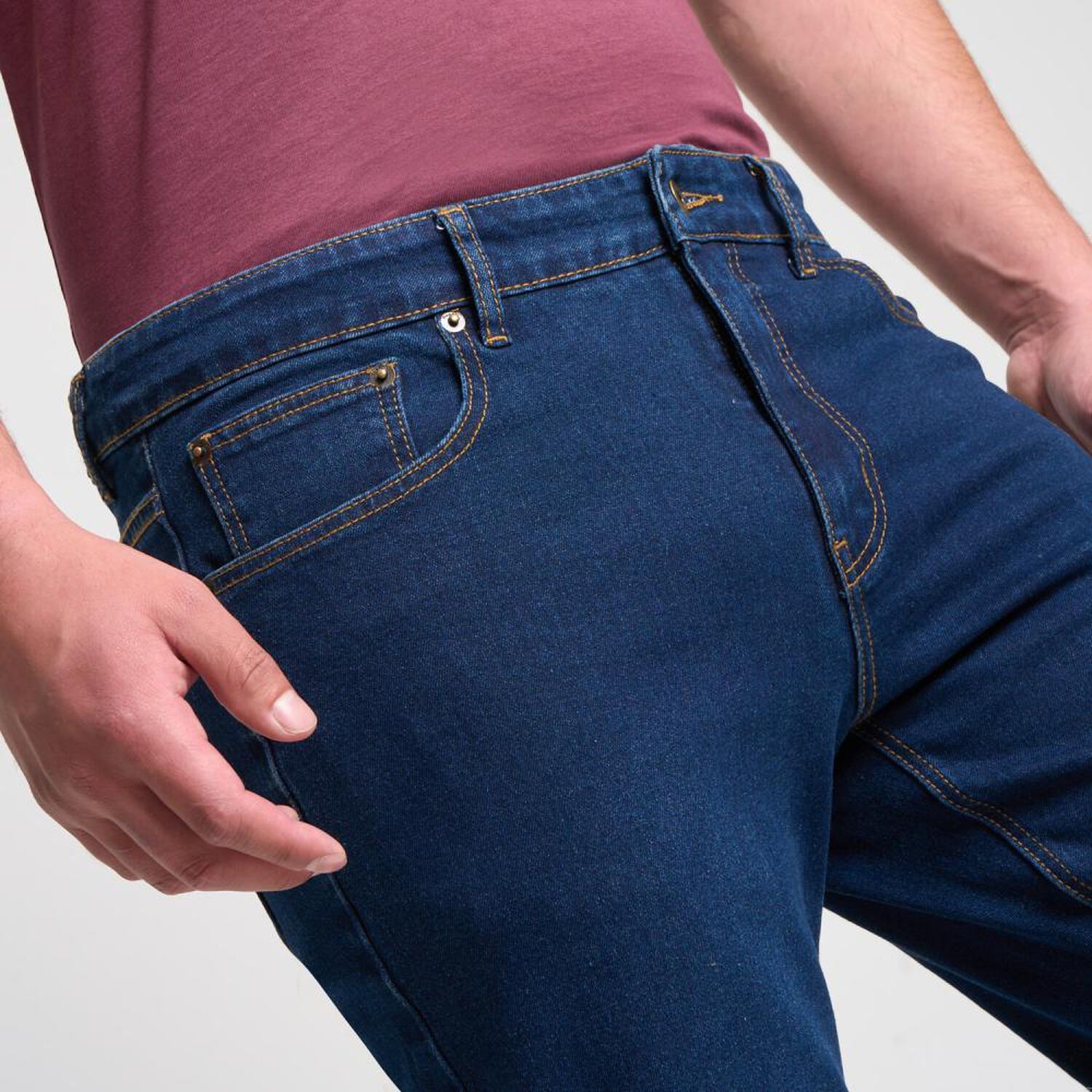 Jeans Tiro Medio Slim Hombre Skuad image number 4.0