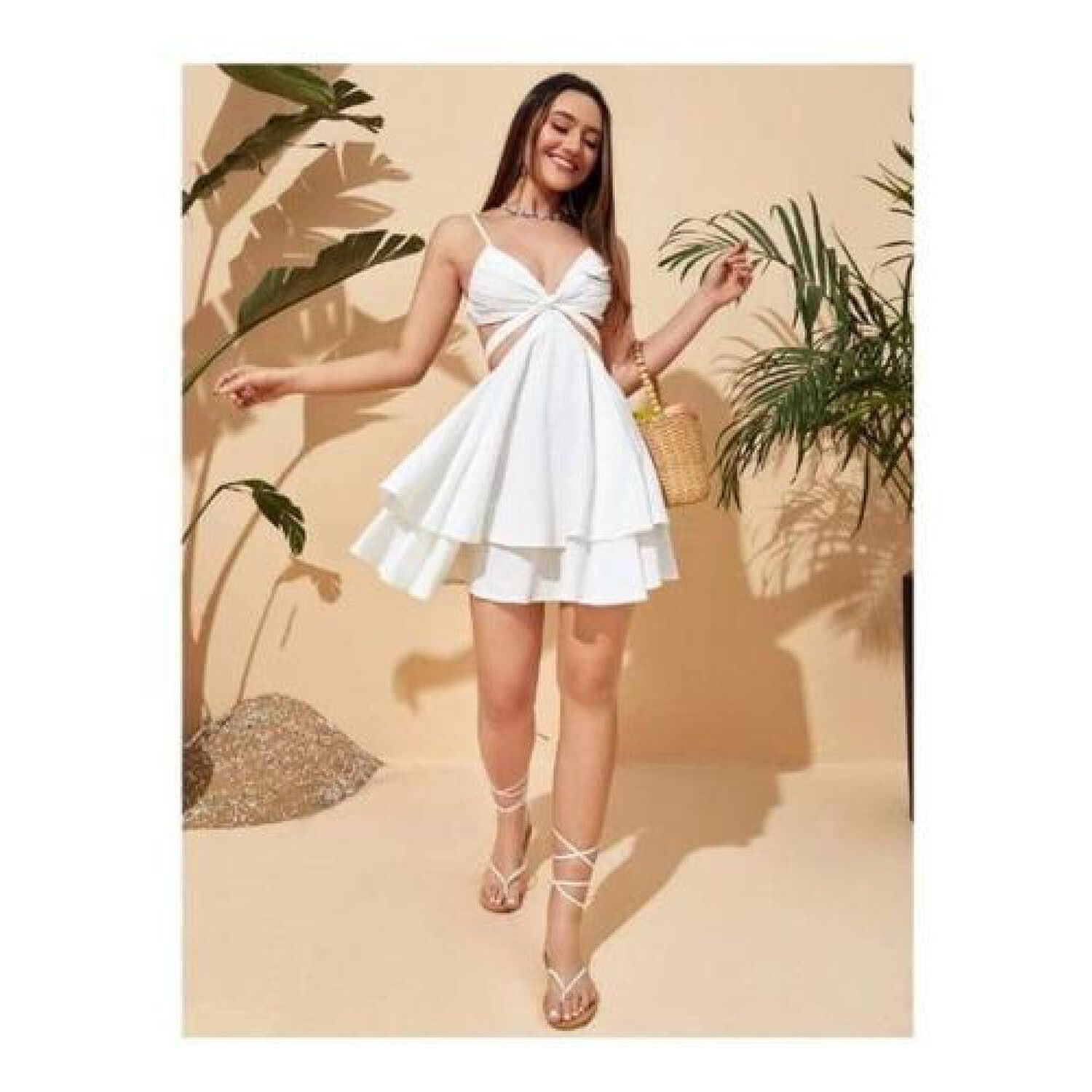 Vestido Bajo Capas Escote Lateral Levanta Pecho Casual image number 6.0