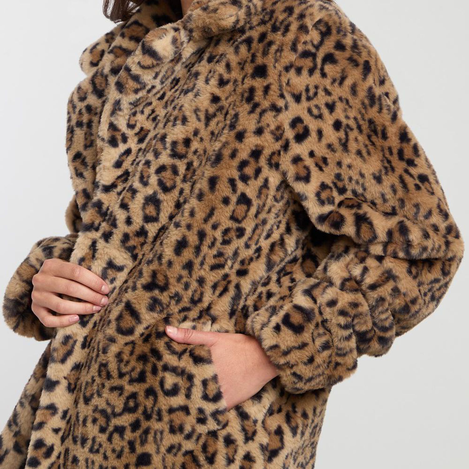 Abrigo Peludo Estampado Cuello Solapa Mujer Rolly Go image number 4.0