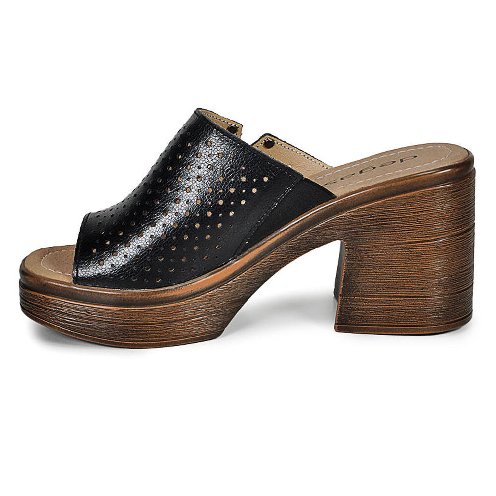 Sandalia Cuero Artis Negro image number 4.0