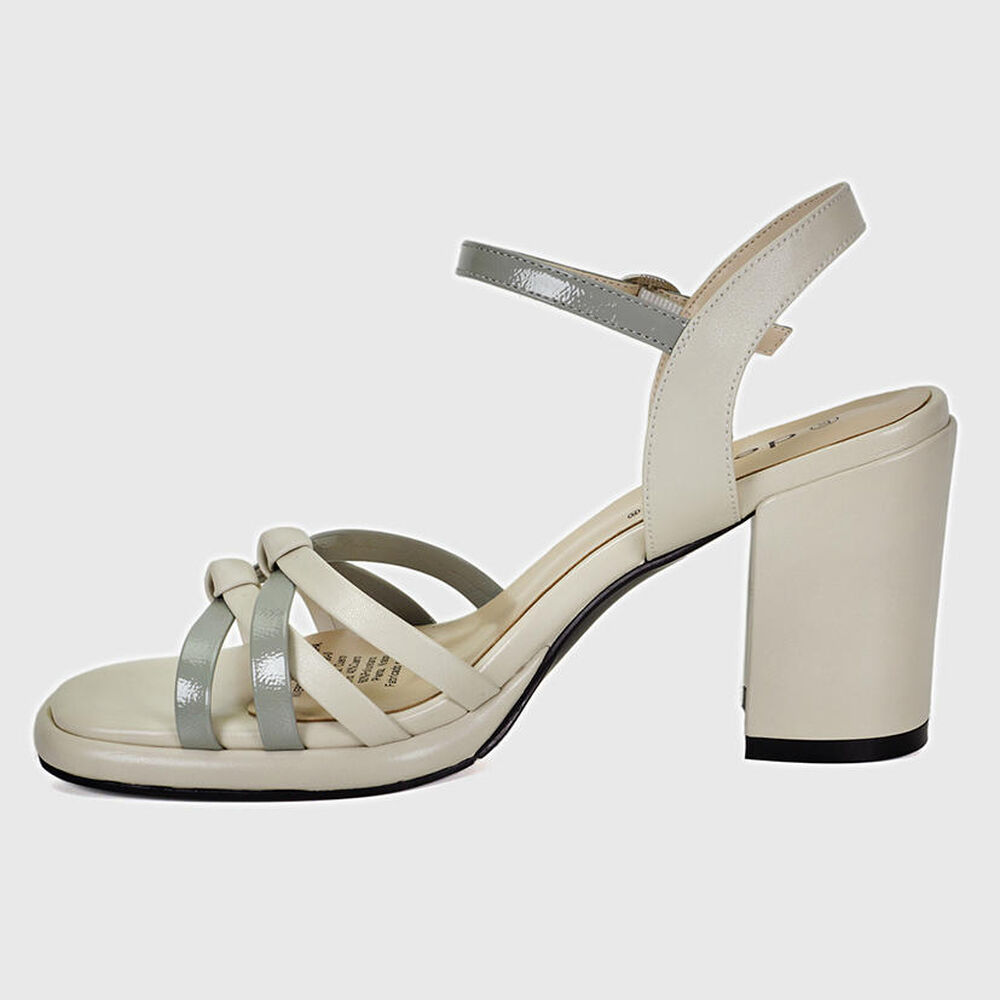 Sandalia Paula Crema image number 3.0