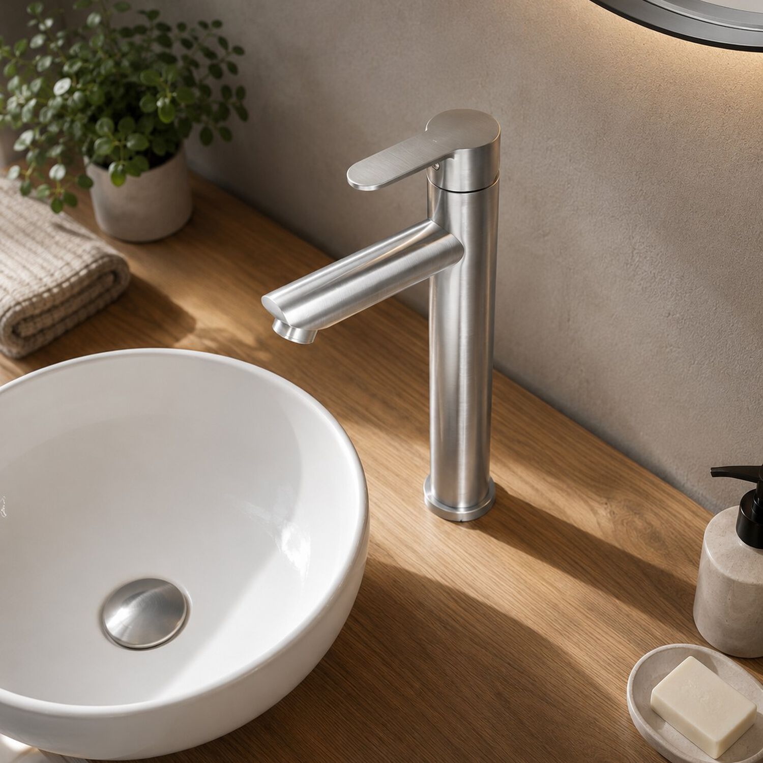 Monomando Llave Grifo Para Lavatorio Modelo Modern Inox Alto Marca Taumm Color Acero Inox image number 2.0