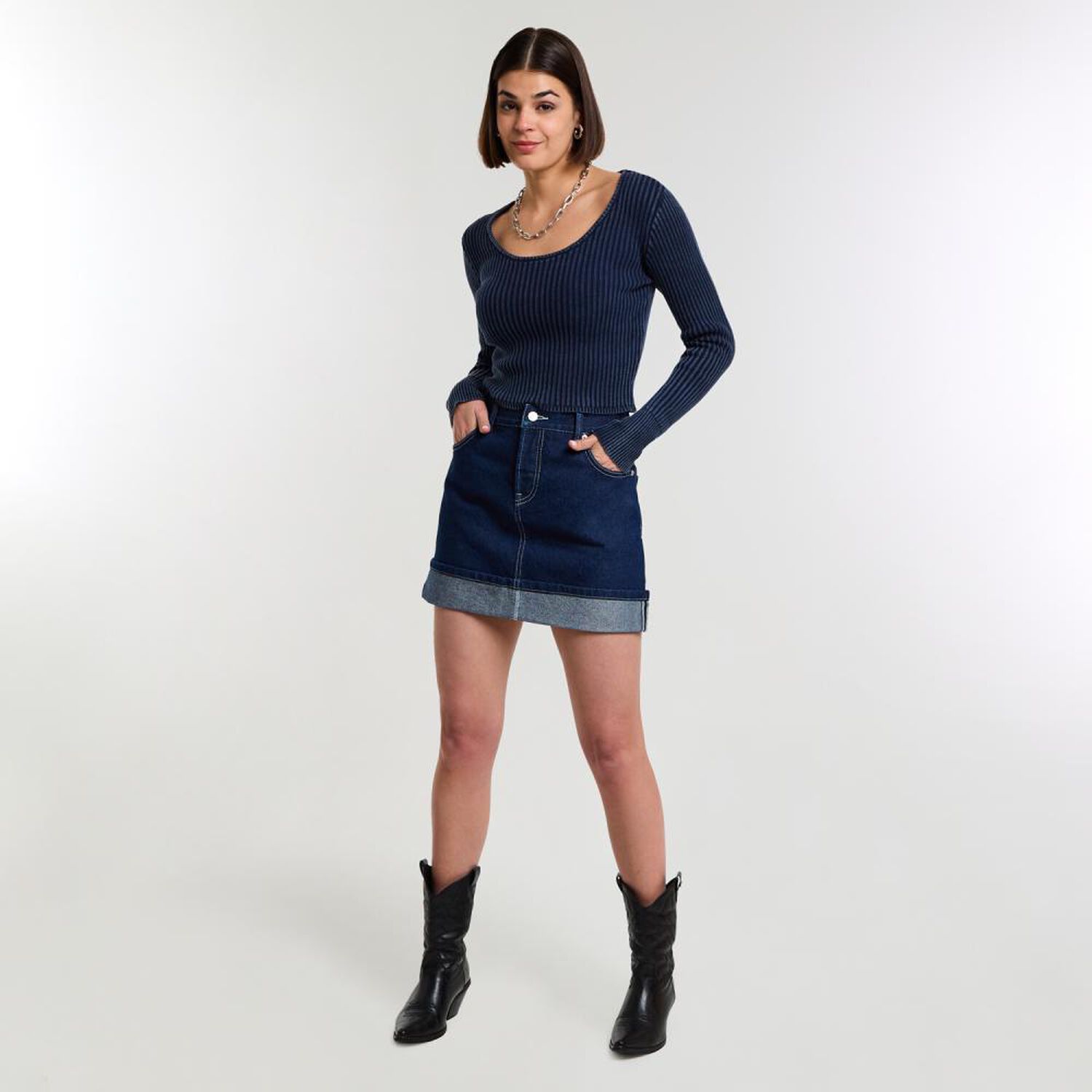 Sweater Cropc Canales Manga Larga Cuello Redondo Mujer Rolly Go image number 1.0