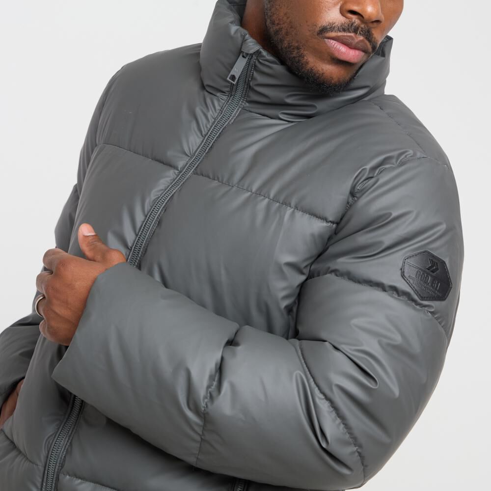Parka Lisa Slim Cuello Alto Hombre Rolly Go image number 4.0