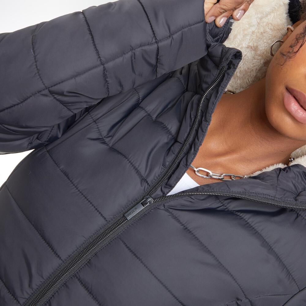 Parka Larga Interior Pelos Cuello Alto Con Capucha Mujer Rolly Go image number 4.0