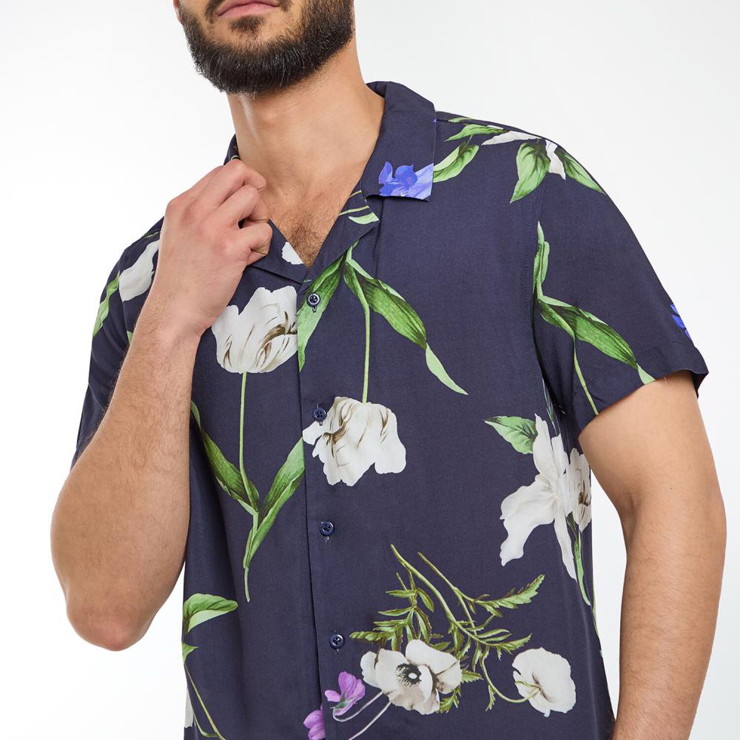 Camisa Slim Fit Manga Corta Hombre Az Black image number 4.0